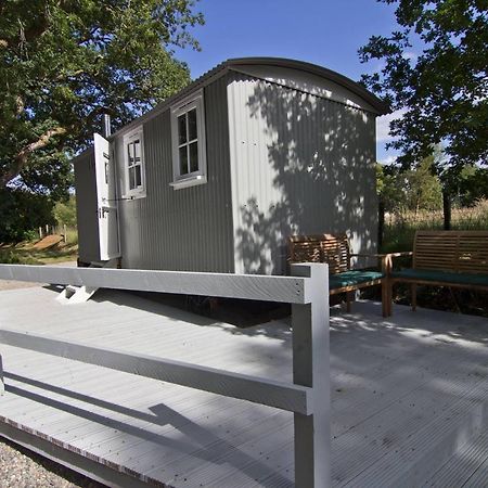 Riverside Bothy At Allt A'Mhuilinn Spean Bridge Exterior foto