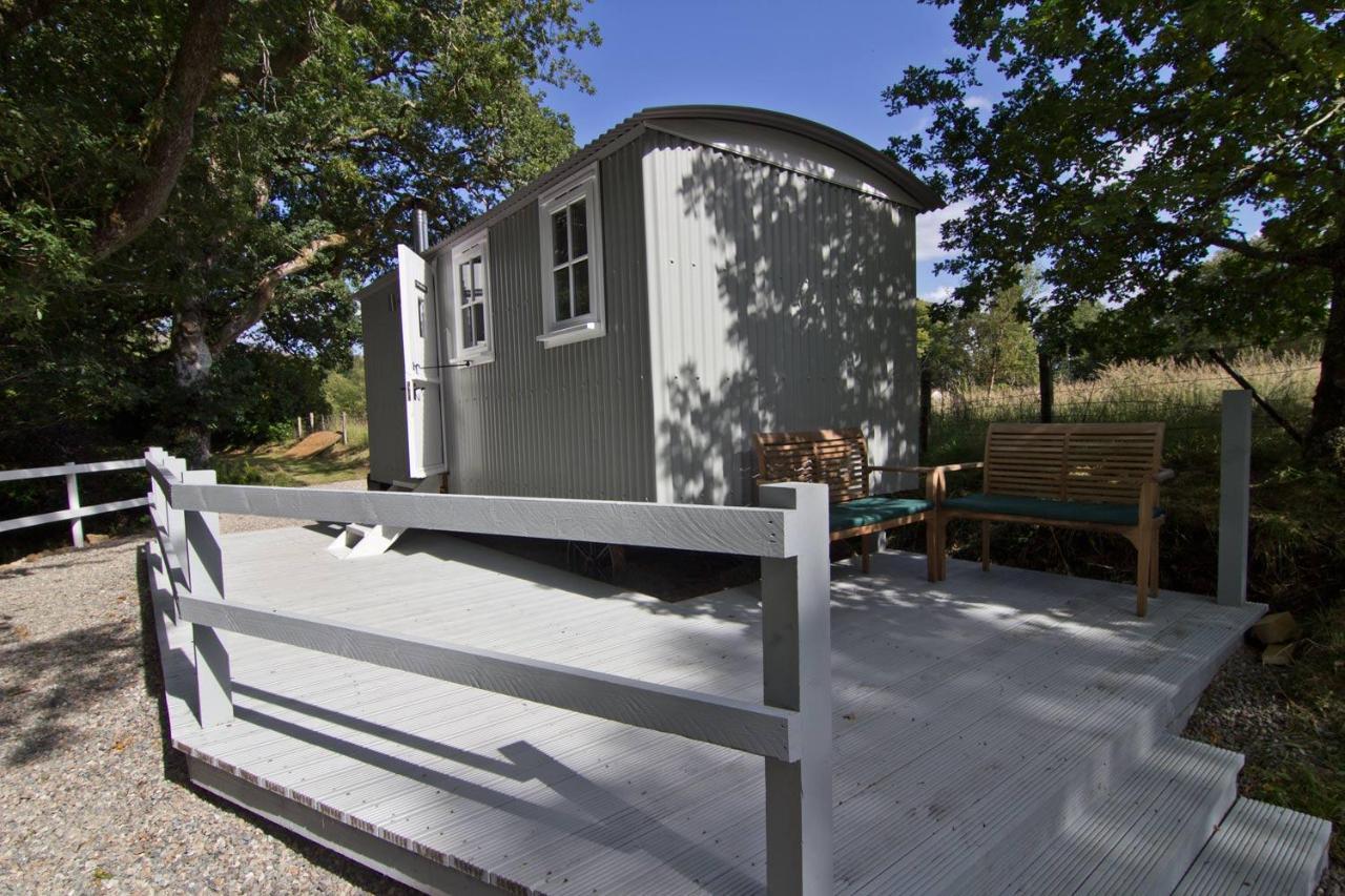 Riverside Bothy At Allt A'Mhuilinn Spean Bridge Exterior foto